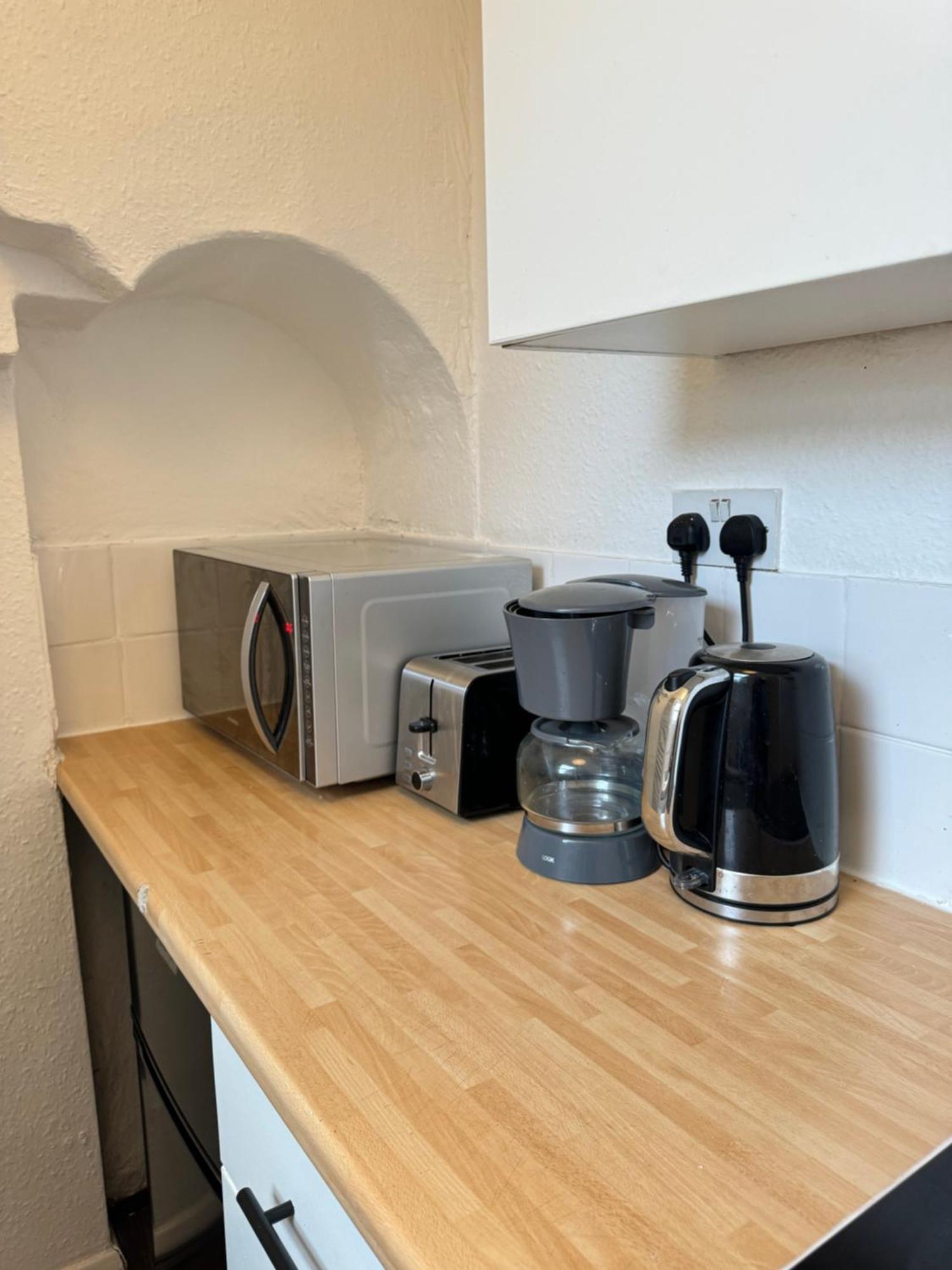 2 Bed Apt Sofa Bed Up To 6 Лондон Экстерьер фото